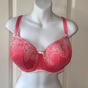 Adore me bra pink